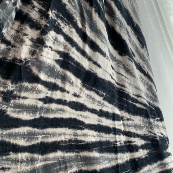 MAXI DRESS - Picture 5 of 6